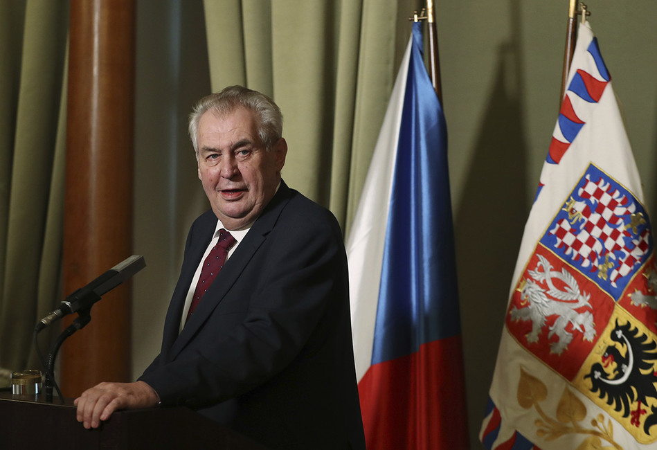 Президент Чехии Милош Земан. Фото: Petr David Josek / AP / East News