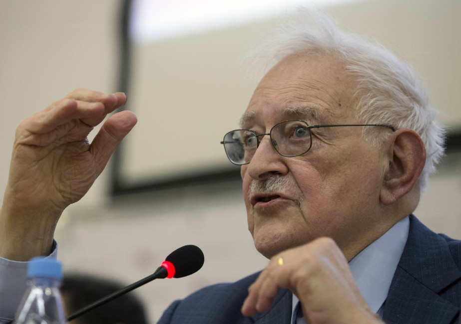 Иммануил Валлерстайн на Гайдаровском форуме. Фото: Елена Никитченко / ТАСС