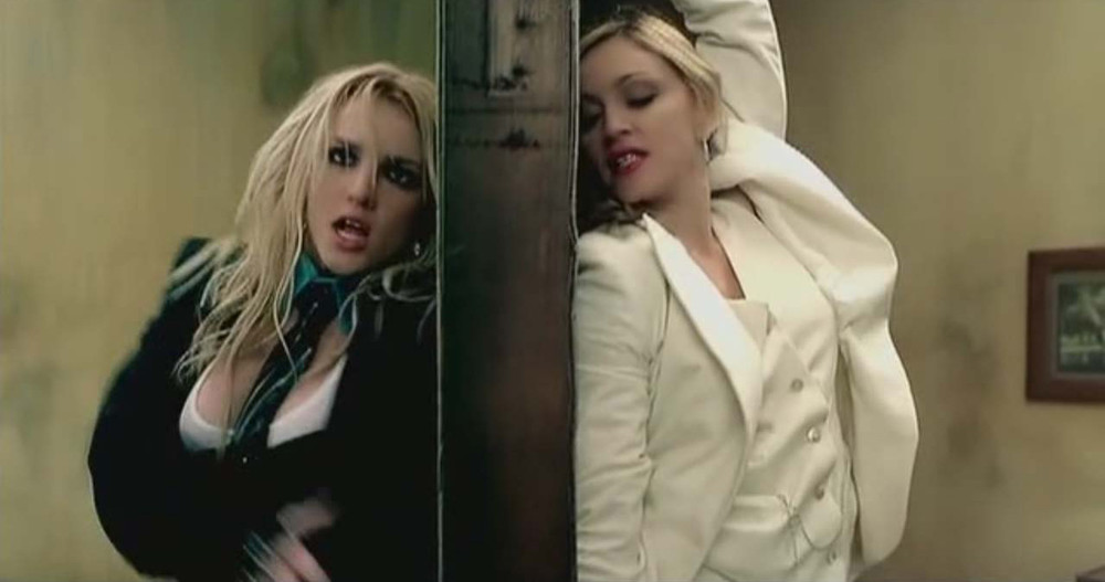 Madonna и britney spears в клипе Me Against the Music. Кадр: Youtube