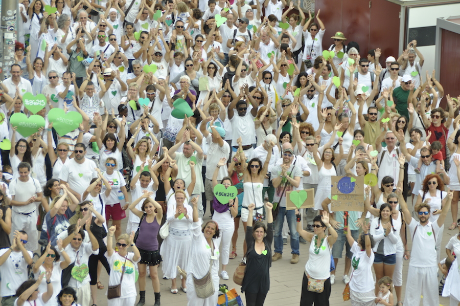 4_EnergeticCrowd_Barcelona_Spain_Laure.J