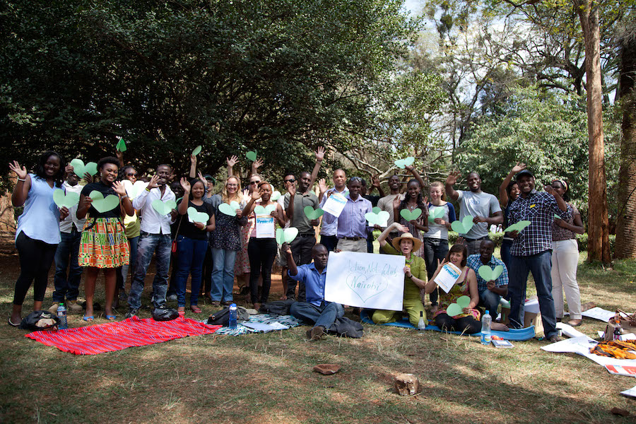 GroupZoomOut_Nairobi_Kenya_AnnaMayumiKer