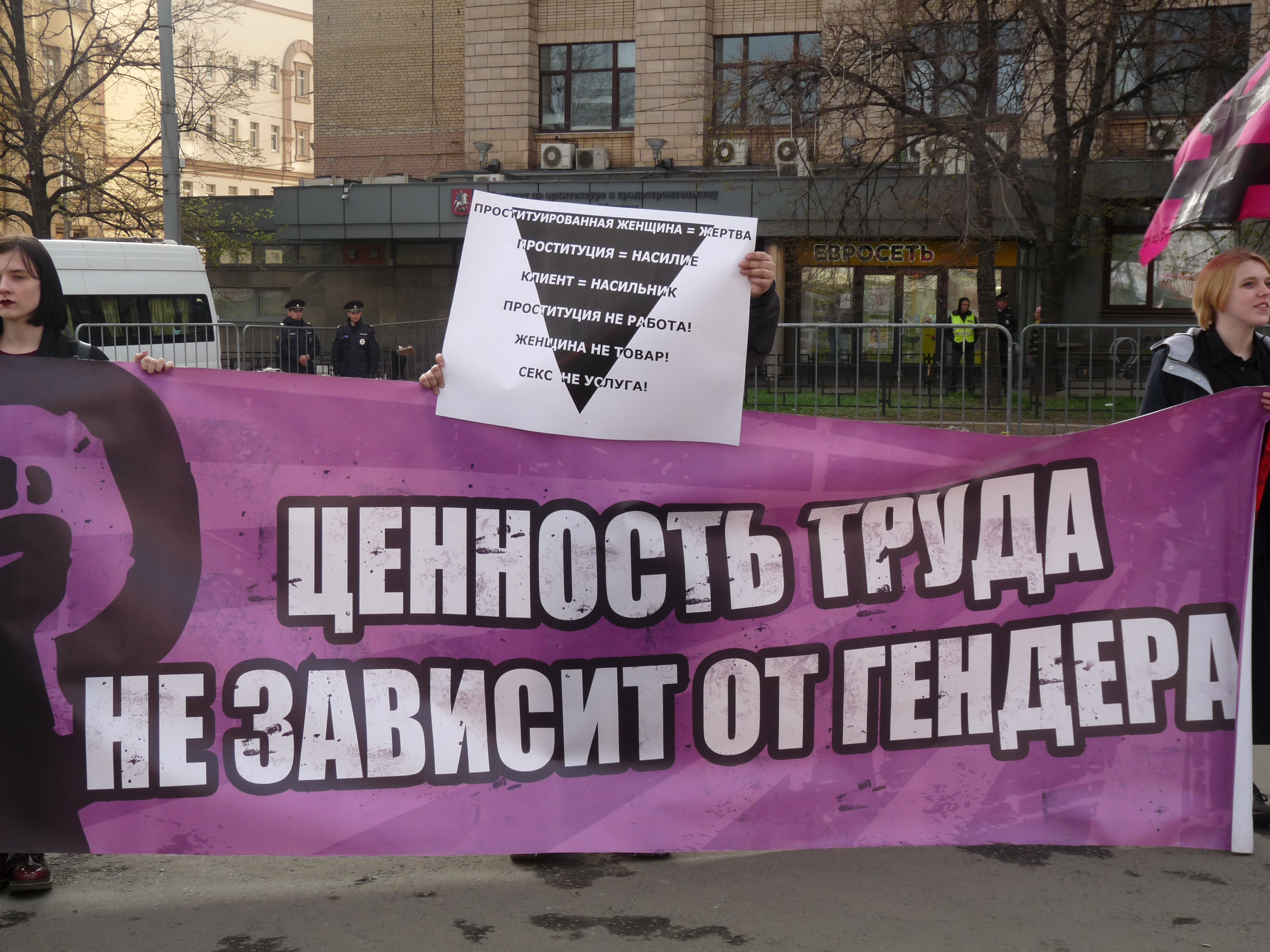 444cb92083bb.jpg