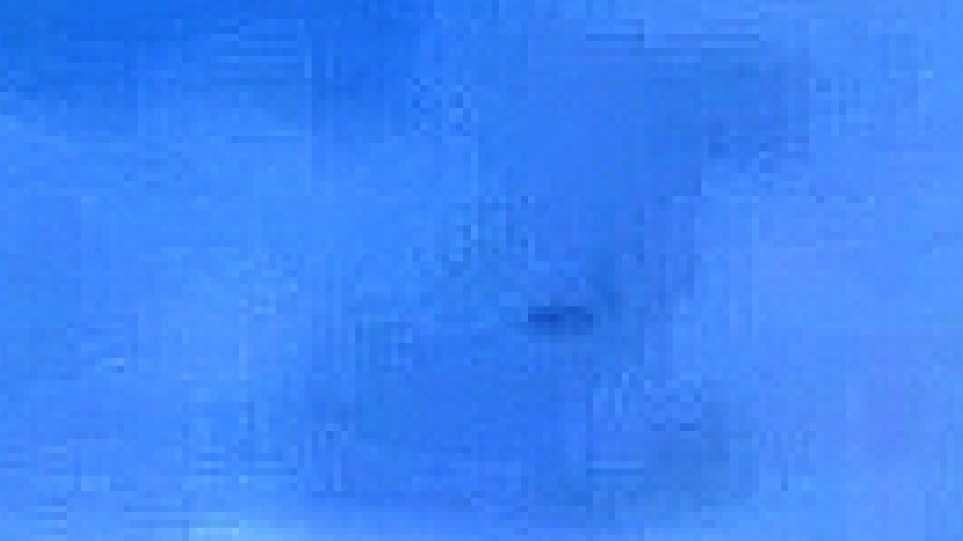 5b10d09e2930.jpg